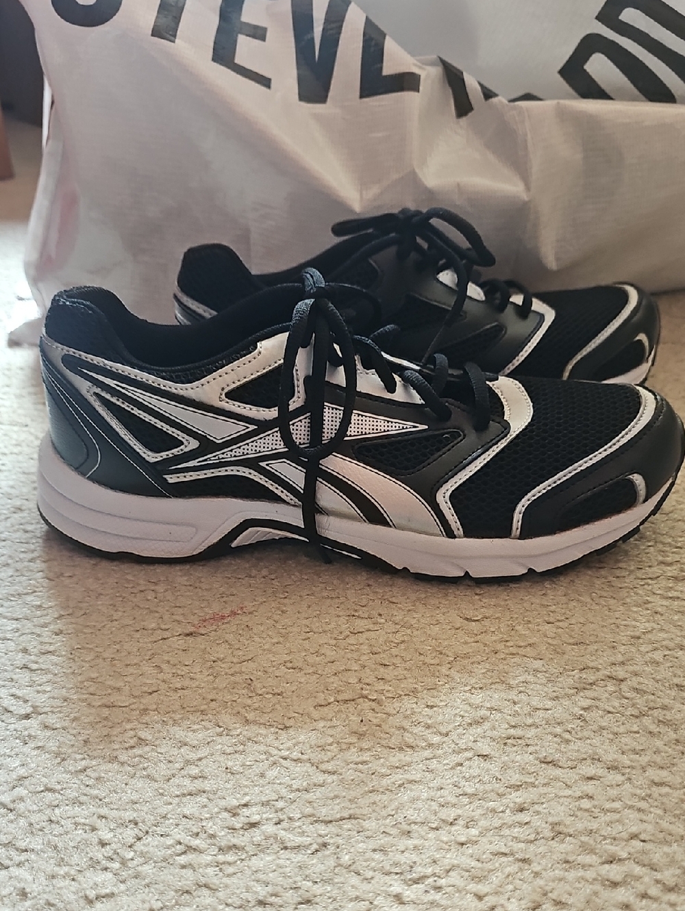 Reebok Men’s Black and White Athletic Running Shoes